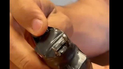 Imagen del arma ilegal interceptada al menor en las calles de A Pobra do Caramiñal