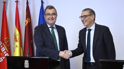 Firmado el acuerdo Ayuntamiento-UMU sobre Monte R
