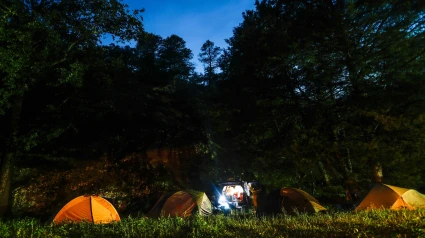 Campamento de verano. Imagen recurso
