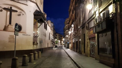 El romántico oficio de sereno regresa para velar el sueño de Sevilla con más personal y barrios que nunca