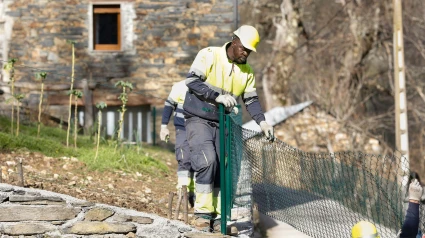 El limbo de 500.000 migrantes: el Gobierno frena su regularización pese a la necesidad económica de España