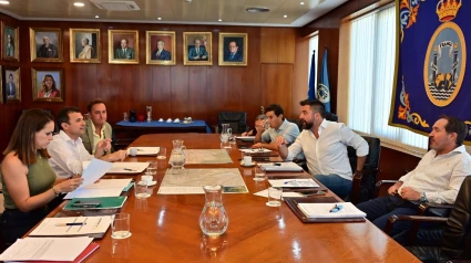 Reunión en la sede del Consorcio de la Zona Franca de Cádiz