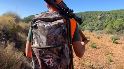 Imagen de un cazador en la Comunidad Valenciana