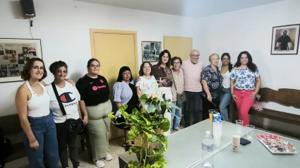 Responsables de Cáritas y mujeres participantes en el proyecto, en San Martín de Porres