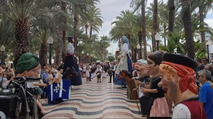 Alicante se vuelca con el 9 d’ Octubre