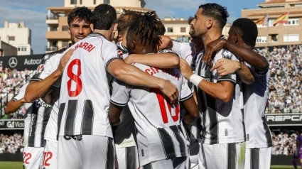 Los jugadores del Castellón celebrando un gol contra el Sporting