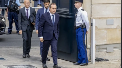 Sébastien Lecornu dimitía esta mañana antes de la primera reunión de su primer gabinete