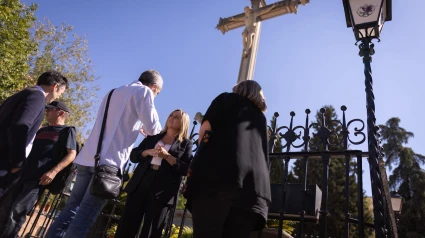 Visita de las autoridades municipal al Cristo de los Favores