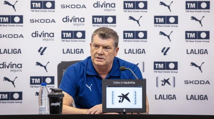 Gourlay en la rueda de prensa de hoy en Paterna