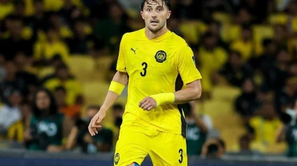 Facundo Garcés con Malasia