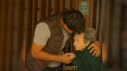 Gianluca se reencuentra con su abuela tras migrar a España