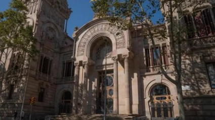 Fachada del Tribunal Superior de Justicia de Cataluña