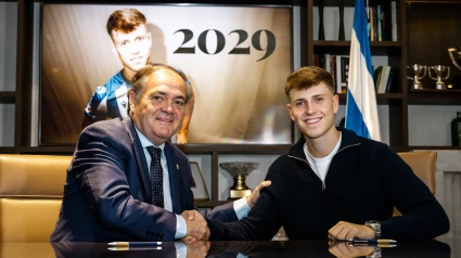 Jokin Aperribay e Iñaki Rupérez durante el acto de la firma para la renovación hasta 2029