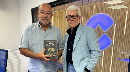 Ángel Expósito y Ken Follett