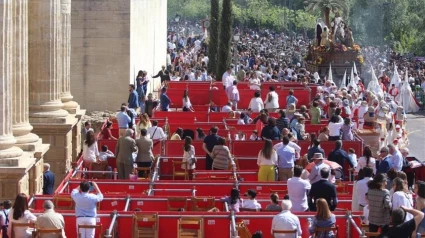 Procesión en la Carrera Oficial de la Semana Santa de Córdoba