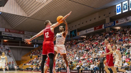 UCAM CB sigue sumando