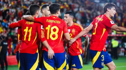Yeremy Pino celebra el gol de España frente a Georgia