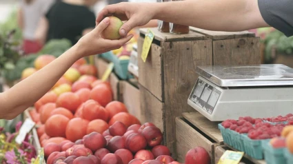 "Cada compra cuenta": Así combaten en la Macarena y Sevilla Este la crisis del pequeño negocio