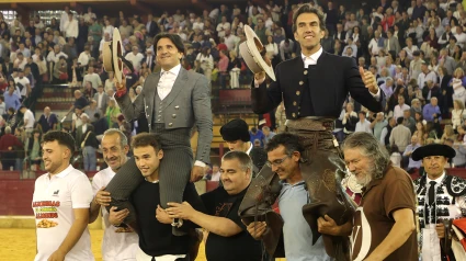 Diego Ventura y Sergio Galán, a hombros en Zaragoza