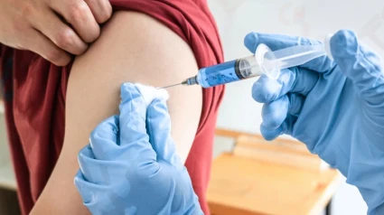 ¿Quieres vacunarte contra la gripe y el COVID? Esto es lo que tienes que hacer