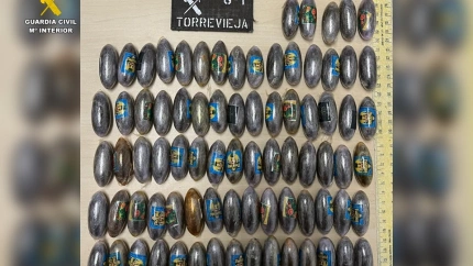 La Guardia Civil intercepta 80 bellotas de hachís en un vehículo en Torrevieja