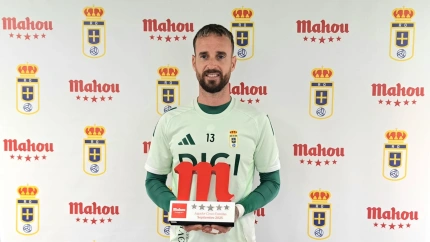 Aarón Escandell recibe el 'Jugador Cinco Estrellas' del mes de septiembre