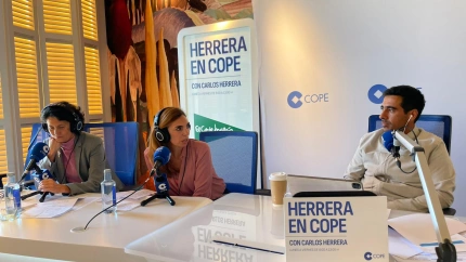 Marta Puyol, Subdirectora general y directora científica de la Fundación Científica de la Asociación Española Contra el Cáncer y Ester Uriol, Directora Comunicación de El Corte Inglés