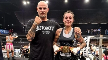 Farah El Bousairi junto a David Quiñonero