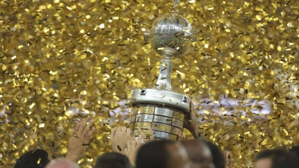 La Libertadores hará millonario al equipo que levante el trofeo