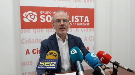 José Angel Vázquez Barquero en una comparecencia pública ante los medios de comunicación
