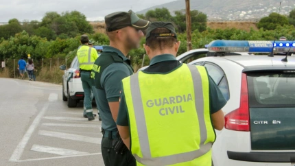 Imagen de recurso de varios agentes en un control de la Guardia Civil