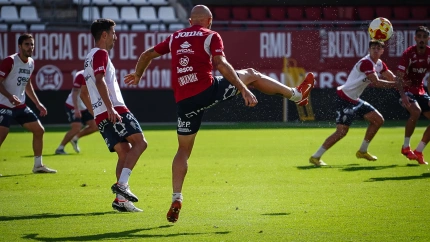 El Real Murcia quiere comenzar el despegue ante el Ibiza
