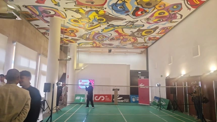Imagen de la pista de badmintón instalada en la Diputación