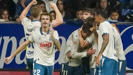 El Espanyol celebra el segundo gol ante el Oviedo
