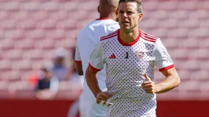 César Azpilicueta se ha lesionado a los 75 segundos del Sevilla-Mallorca.