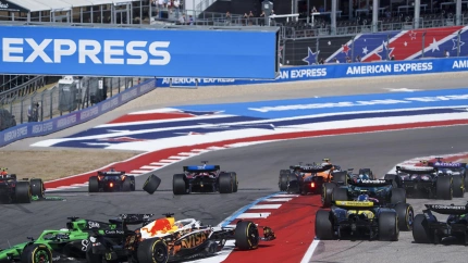 Lando Norris y Oscar Piastri chocaron en la salida de la carrera al sprint