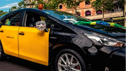 Imagen de un taxi en Barcelona durante una huelga