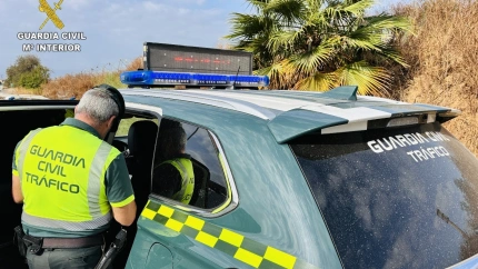 (Foto de ARCHIVO)Agente de la Guardia Civil de Tráfico.REMITIDA / HANDOUT por GUARDIA CIVILFotografía remitida a medios de comunicación exclusivamente para ilustrar la noticia a la que hace referencia la imagen, y citando la procedencia de la imagen en la firma18/7/2025