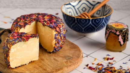 El nuevo queso con flores de La Yerbera