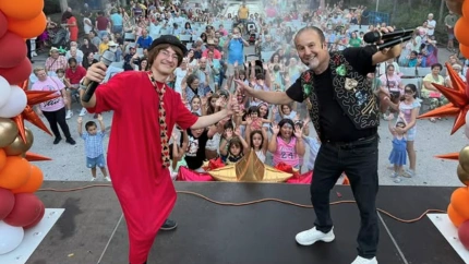 Además de pedalear, los asistentes disfrutarán de un espectáculo de magia a cargo del talentoso Jesús Jaén, junto a su hijo Jesús Jaén Jr