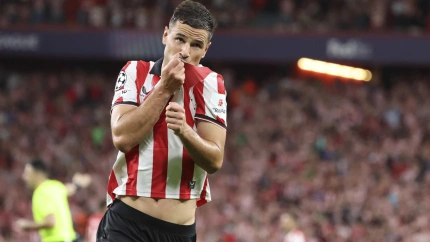 El Athletic celebra el gol de Guruzeta al Qarabag