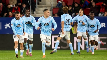 Los jugadores del Celta celebran el 2-2 contra Osasuna