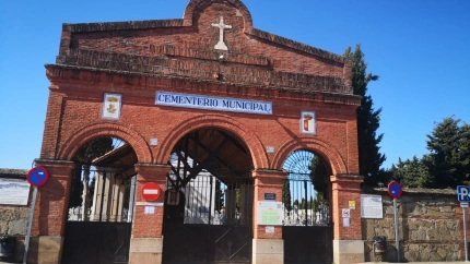 Entrada al cementerio de Talavera de la Reina