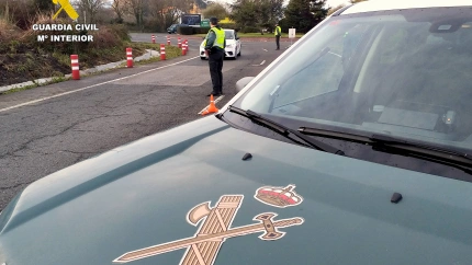 Patrulla de vigilancia de la Guardia Civil