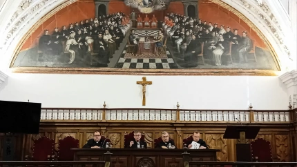 Monseñor Luis Argüello en el Aula Magna de la UPSA