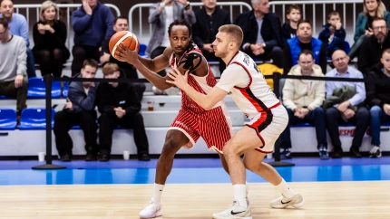 Michael Forrest lideró al equipo en la remontada