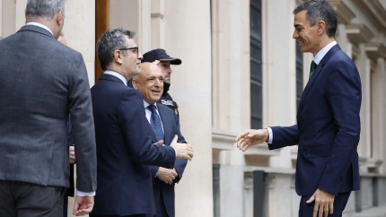 Pedro Sánchez a su llegada al Senado