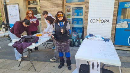 Cruz Fernández Bemejo con el traje de envejecimiento