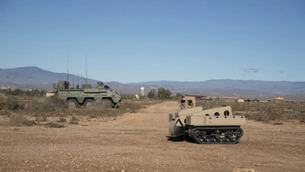 El Ejército de Tierra realiza una demostración dinámica que integra sistemas robotizados en colaboración con la industria nacional y la participación de observadores internacionales y de las Fuerzas Armadas, en el Campo de Maniobras y Tiro 'Álvarez de Sotomayor' en Viator (Almería). A 30 de octubre de 2025, en Viator, Almería (Andalucía, España). Estos ejercicios pretenden mostrar la capacidad robótica de enfrentamiento del Ejercito del Tierra, evaluando para ello, su competitividad en sistemas aéreos y terrestres no tripulados, guerra electrónica, sistemas antidron,  municiones merodeadoras y soluciones de comunicaciones satelitales y 5G.POLITICA Marian León - Europa Press