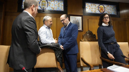 El bloqueo político deja en el aire la reconstrucción de las piscinas de Ponferrada